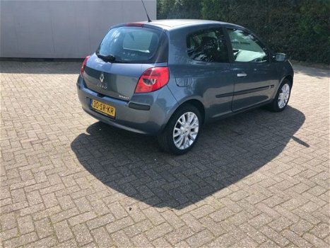 Renault Clio - 1.5 dCi Dynam.Luxe - 1