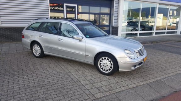 Mercedes-Benz E-klasse Combi - 220 CDI Avantgarde - 1