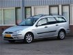 Ford Focus Wagon - 1.6-16V Futura Nieuwe APK/AUTOMAAT/AiRCO/NAP/RIJD SUPER - 1 - Thumbnail