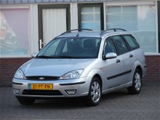 Ford Focus Wagon - 1.6-16V Futura Nieuwe APK/AUTOMAAT/AiRCO/NAP/RIJD SUPER