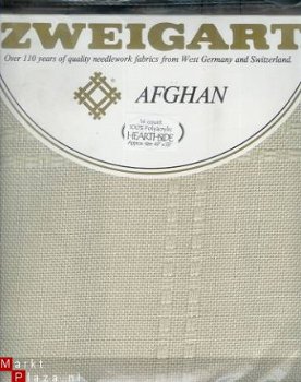 ZWEIGART AFGHAN STOF MET CREME/ RUIT MET PATRONENBOEK - 2