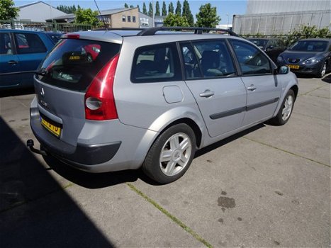 Renault Mégane Grand Tour - 1.5 dCi Dynamique Comfort - 1