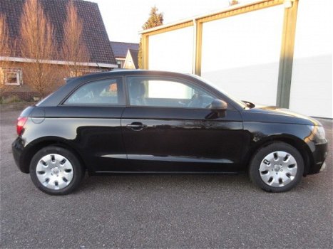 Audi A1 - 1.2 TFSI Attraction - 1