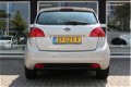 Kia Venga - 1.6 CVVT X-ecutive | Automaat | Parkeersensoren achter | Climate control | - 1 - Thumbnail