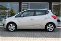 Kia Venga - 1.6 CVVT X-ecutive | Automaat | Parkeersensoren achter | Climate control | - 1 - Thumbnail