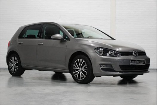 Volkswagen Golf - 1.2 TSI Allstar 111pk Automaat, Navi, Regensensor, Cruise Control - 1