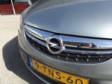 Opel Corsa - 1.2-16V Design Edition