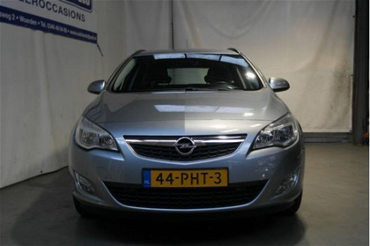 Opel Astra Sports Tourer - 1.4 Turbo Edition 17 Inch LM velgen, Airco, Lederstuurwiel, Pdc v en a, E - 1