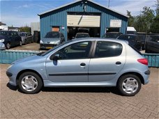 Peugeot 206 - 1.4 benzine 5 deurs APK 5-2020