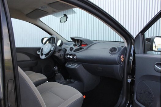 Renault Twingo - 1.2-16V Collection Airco, NAP, 7-4-2020 APK - 1