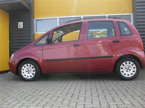 Fiat Idea - 1.4-16V Dynamic - 1