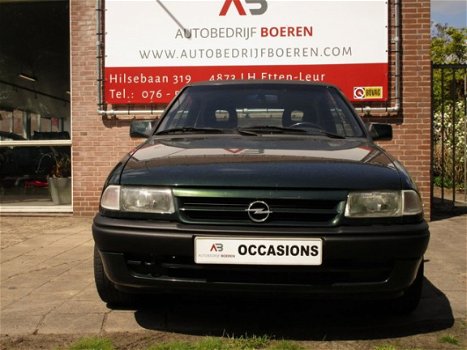 Opel Astra Cabriolet - 2.0i - 1
