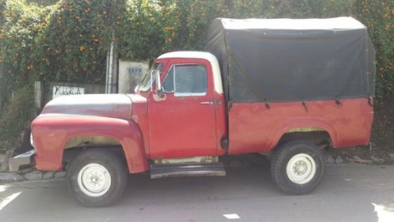 Ford F100 - 1