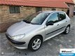 Peugeot 206 - 1.4 XT zeer netjes - 1 - Thumbnail