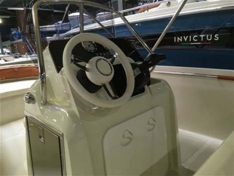 Invictus yacht Invictus 190 fx console met Honda 100 pk AANBIEDING overjarig model! - 6