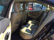 Volvo S60 - 2.4 D5 Edition, YOUNGTIMER, AIRCO, CRUISE CONTROL, LEDER INTERIEUR, 4X ELEK-RAMEN, RADIO - 1 - Thumbnail