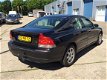 Volvo S60 - 2.4 D5 Edition, YOUNGTIMER, AIRCO, CRUISE CONTROL, LEDER INTERIEUR, 4X ELEK-RAMEN, RADIO - 1 - Thumbnail