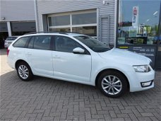 Skoda Octavia Combi - 1.4 TSI 140PK DSG - NAVI - CLIMA - CRUISE - PDC - TREKHAAK - 1 EIGENAAR - NL A