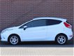 Ford Fiesta - 1.4 Titanium Automaat Climate Bluetooth 42242 km - 1 - Thumbnail