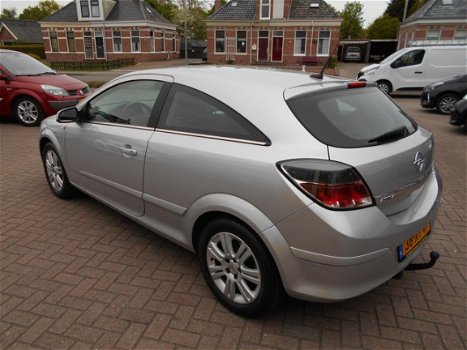 Opel Astra GTC - 1.6 16V 85KW Temptation - 1