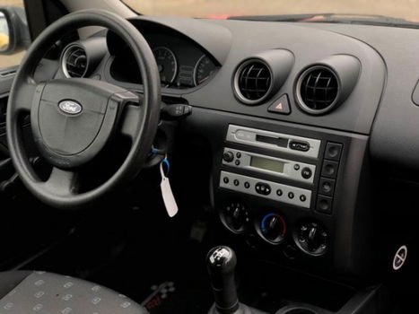 Ford Fiesta - 1.3 Ambiente/Stuurbkr/Nieuwe APK/Goed onderhouden - 1