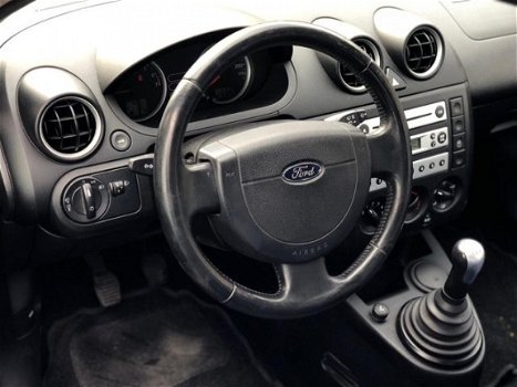 Ford Fiesta - 1.3 Futura/Airco/Elek.ramen/APK nieuw - 1