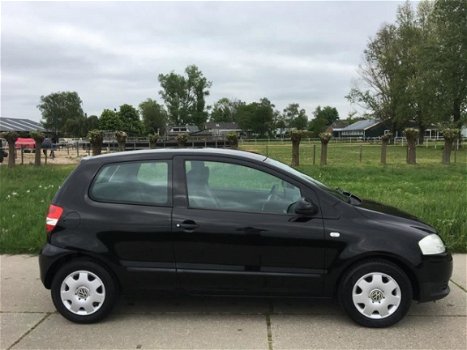 Volkswagen Fox - 1.2 Trendline 115DKM STUURBEKRACHTIGING/2006/NAP/KOOPJE - 1