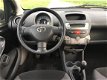 Toyota Aygo - 1.0-12V 5DRS/AIRCO/ELEK PAK/NWE-APK - 1 - Thumbnail
