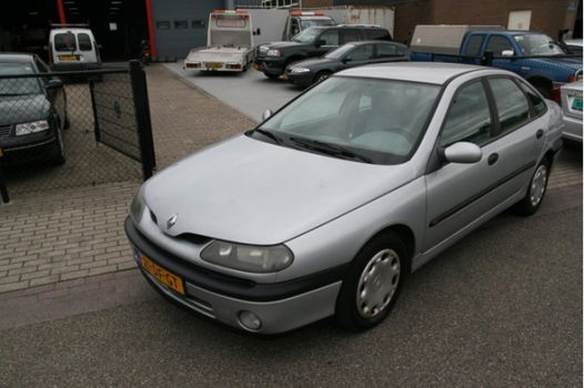 Renault Laguna - 1.8-16V RXE Airco 5drs APK - 1