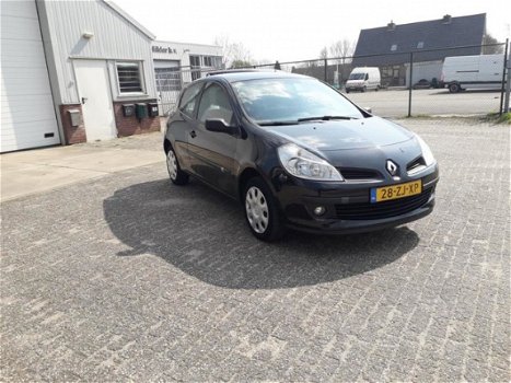 Renault Clio - 1.2-16V Special Line , Nap, Airco, Apk, Trekhaak, - 1