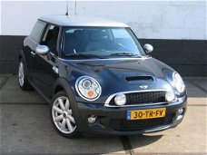 Mini Mini Cooper - S Cooper 1.6t chili NAVI/ XENON / LEDER