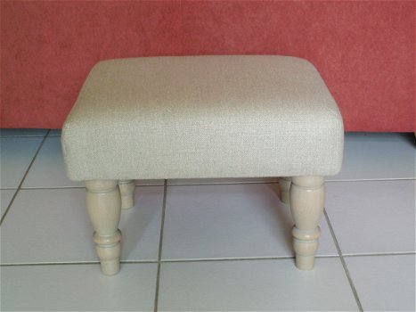 Footstool linnen UNI - 550 wit gelakt - NIEUW !!! - 1