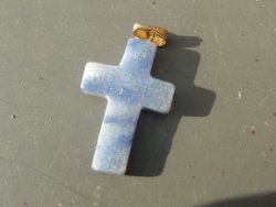 Hanger kruisje van blauwe Aventurijn