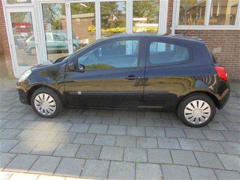 Renault Clio - 1.2-16V Team Spirit Airco - 1