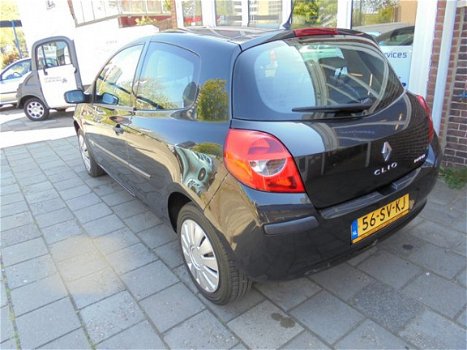 Renault Clio - 1.2-16V Team Spirit Airco - 1