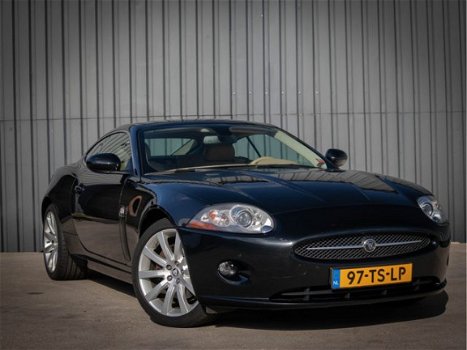 Jaguar XK - 4.2 V8 Coupé Origineel NL, Dealer Ondh, Leder, 19'' Inch, - 1