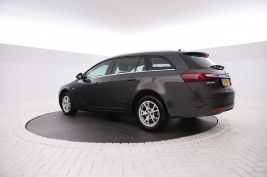 Opel Insignia Sports Tourer - 2.0 CDTI Edition Automaat, Navigatie, Parkeersensoren, Sportstoelen, T - 1