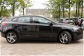 Volvo V40 - 2.0 T2 Kinetic Autom.Airco | Alu.Velgen | Navi | Achteruitrijcamera - 1 - Thumbnail