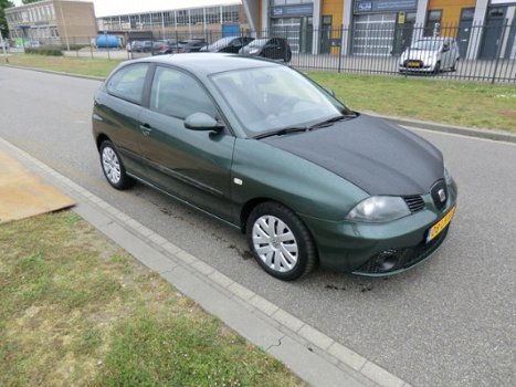 Seat Ibiza - 1.4-16V Signo - 1