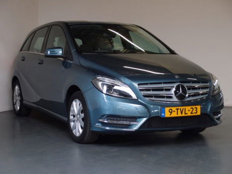 Mercedes-Benz B-klasse - 200 Ambition XENON NAVI CLIMA PDC NIEUWSTAAT - 1