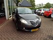 Lancia Y(psilon) - 0.9 TwinAir Silver Plus NAVI-LICHTMETAAL-AIRC0-BOVAG - 1 - Thumbnail