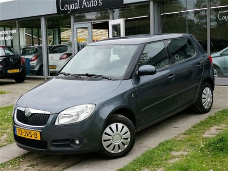 Skoda Fabia - 1.6-16V Ambition Aut/Airco/El.ramen/NAP/APK - 1