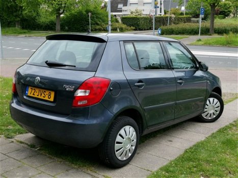 Skoda Fabia - 1.6-16V Ambition Aut/Airco/El.ramen/NAP/APK - 1