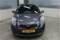 Toyota Yaris - 1.3 VVTi Executive AIRCO NAVI PDC 1STE EIGENAAR DEALER ONDERHOUDEN - 1 - Thumbnail