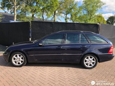 Mercedes-Benz C-klasse Combi - C 200 CDI; - 1