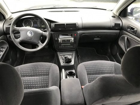 Volkswagen Passat - 2.3 V5 Comfortline LPG G3 - 1