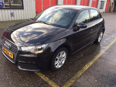 Audi A1 Sportback - 1.2 TFSI Attraction Pro Line Business NAP/AIRCO/APK2020/NAVI/ BT/ PARROT/BOEKJES - 1