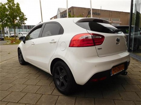 Kia Rio - 1.2 Design Edition - 1