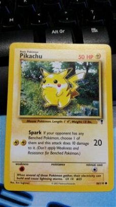 Pikachu  86/110 Legendary Collection nm