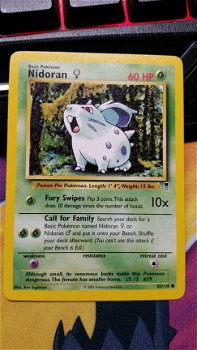 Nidoran(F) 82/110 Legendary Collection - 1